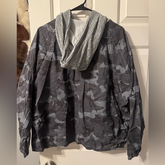 Gray Hooded Jacket - Picture 5 of 5